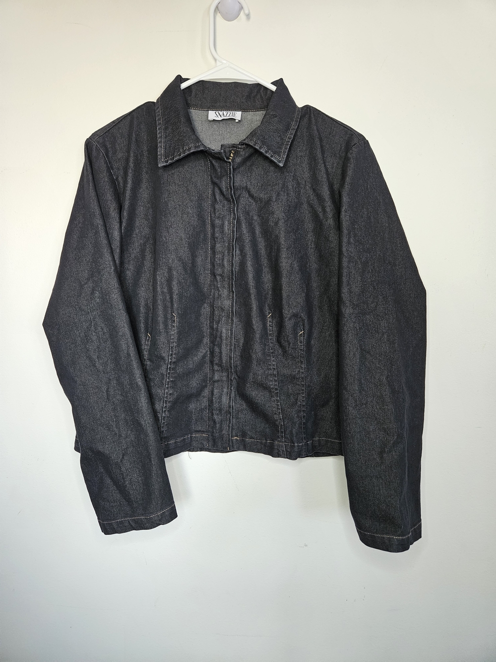​SNAZZIE Denim Jacket Dark Wash Stretch Cotton Blend Zip Front Size M Canada🔥
